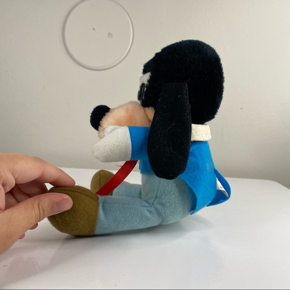 Vintage Disney Mickey's Christmas Carol Goofy Plush 1984 - Picture 6 of 8